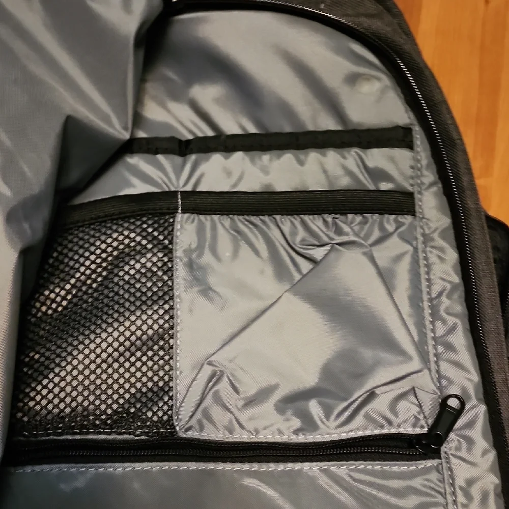 Dakine Gray Men's Daypack Backpack - Picture 2 of 11
